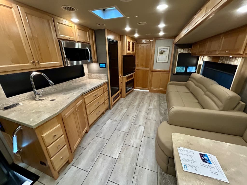 2022 Tiffin 2022 Tiffin Open Road Allegro - thumbnail 4