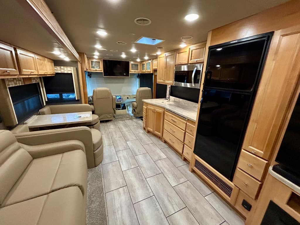 2022 Tiffin 2022 Tiffin Open Road Allegro - thumbnail 6
