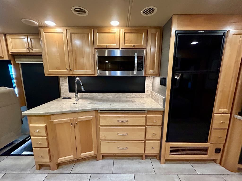 2022 Tiffin 2022 Tiffin Open Road Allegro - thumbnail 11