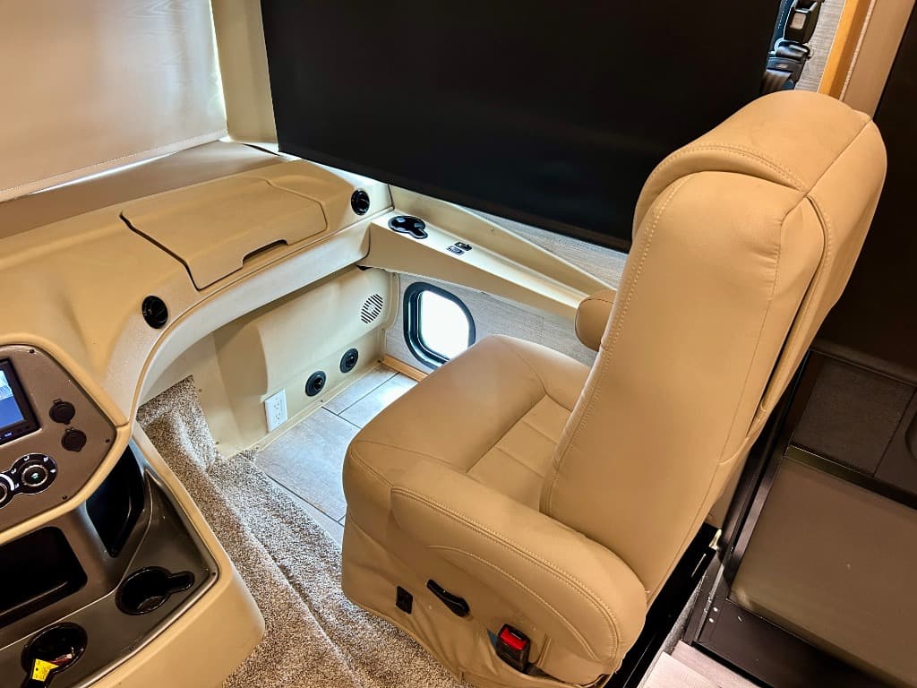 2022 Tiffin 2022 Tiffin Open Road Allegro - thumbnail 45