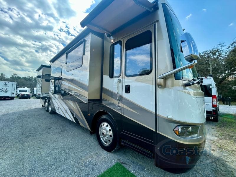 2023 Newmar Ventana 4068