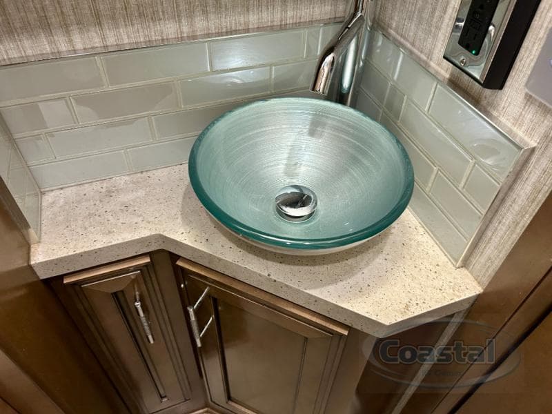 2023 Newmar 2023 Newmar Ventana - thumbnail 43