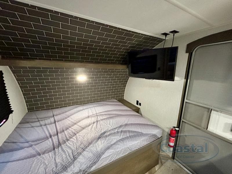 2022 Forest River 2022 Forest River Salem FSX - thumbnail 18