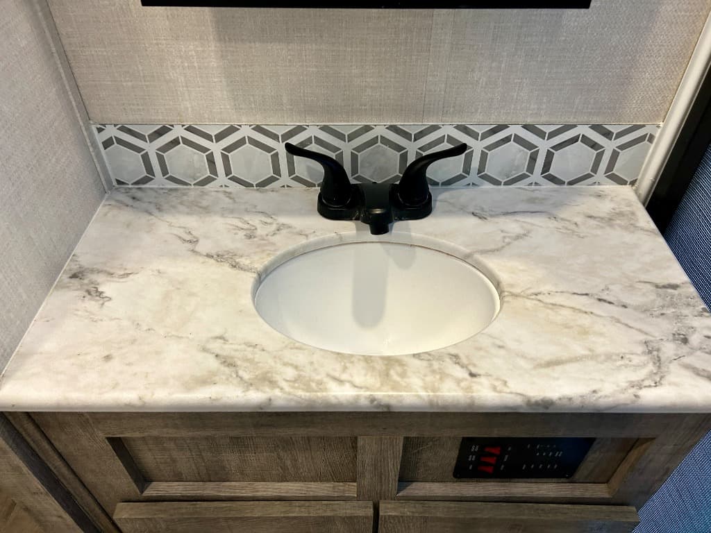 2023 Forest River 2023 Forest River Grand Surveyor - thumbnail 30