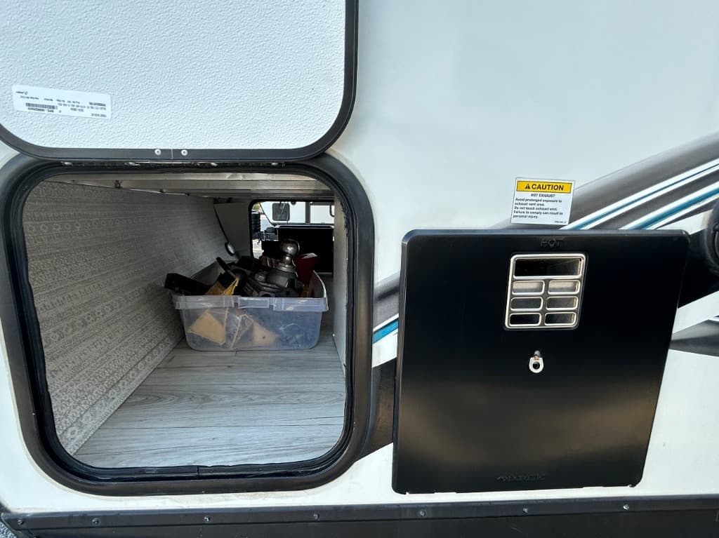 2023 Forest River 2023 Forest River Grand Surveyor - thumbnail 35