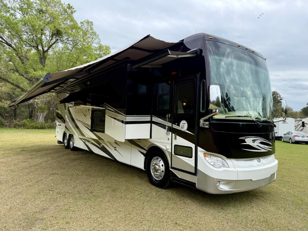 2014 Tiffin Allegro Bus 45LP