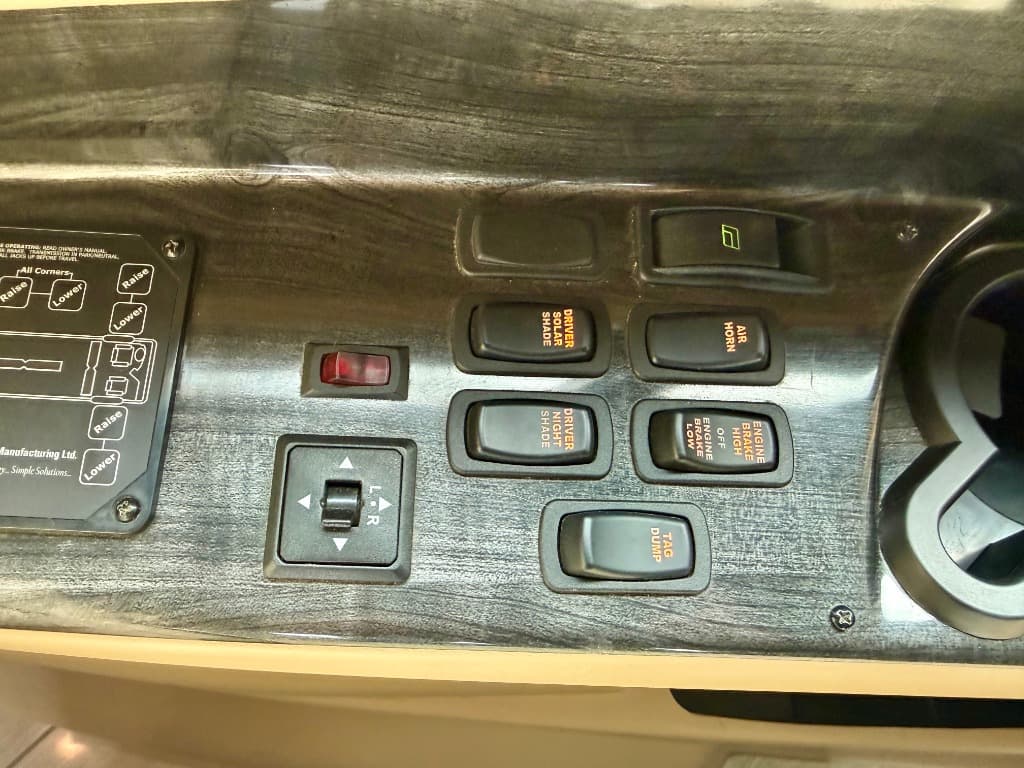 2014 Tiffin 2014 Tiffin Allegro Bus - thumbnail 40