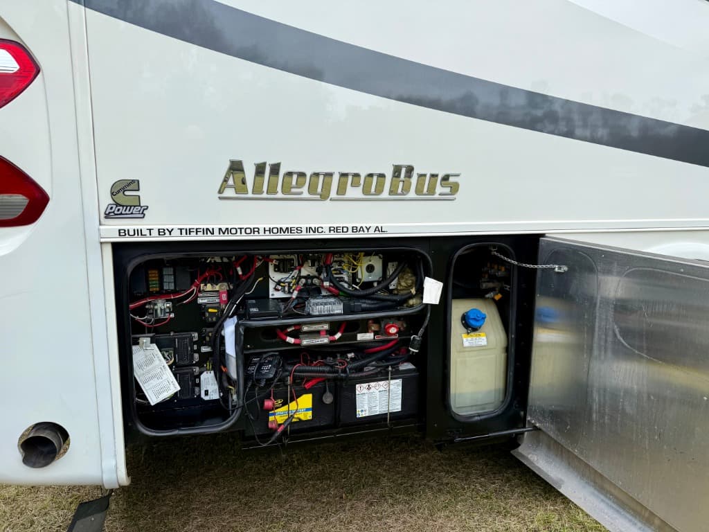 2014 Tiffin 2014 Tiffin Allegro Bus - thumbnail 44