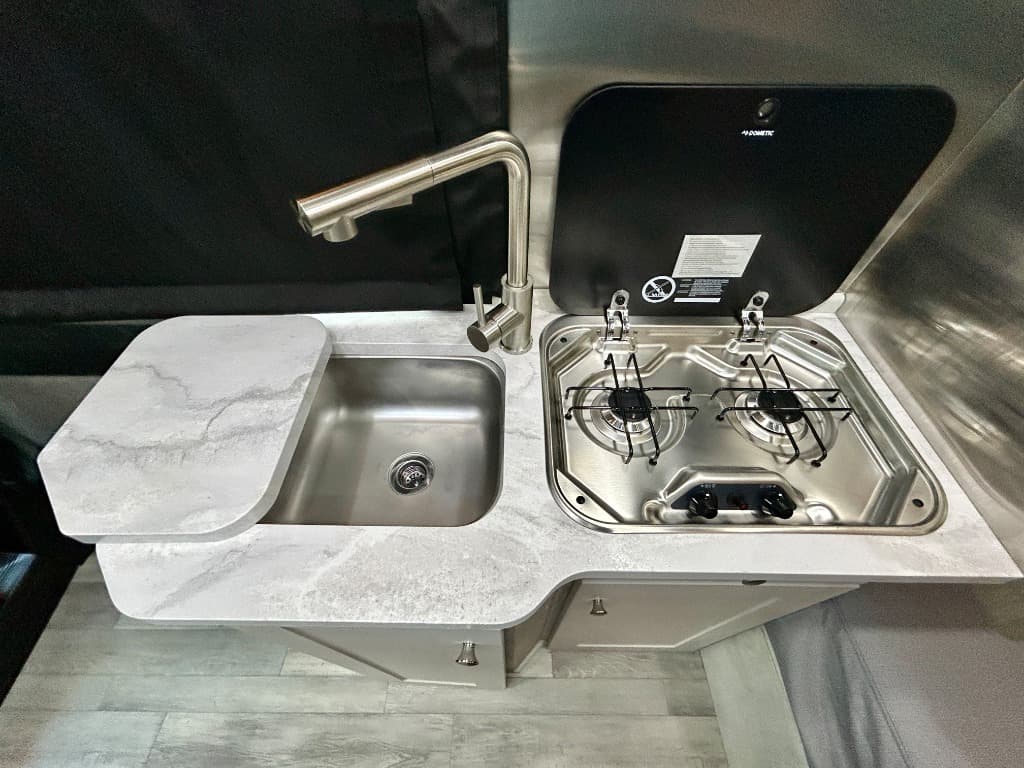 2025 Roadtrek 2025 Roadtrek Play - thumbnail 20