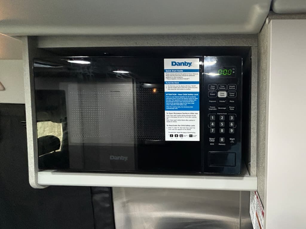 2025 Roadtrek 2025 Roadtrek Play - thumbnail 22