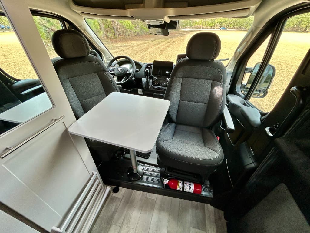 2025 Roadtrek 2025 Roadtrek Play - thumbnail 24