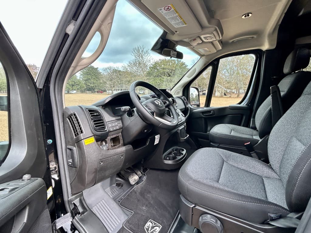 2025 Roadtrek 2025 Roadtrek Play - thumbnail 27