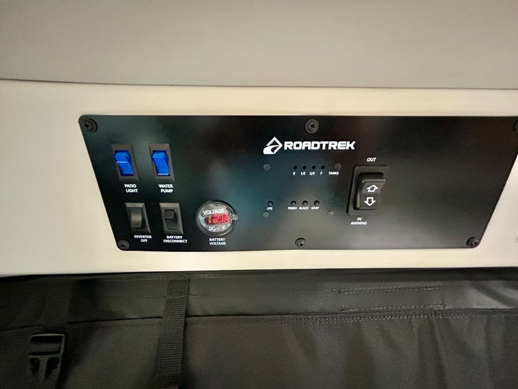 2025 Roadtrek 2025 Roadtrek Play - thumbnail 34