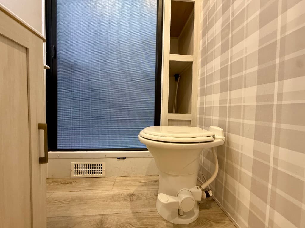 2026 Forest River 2026 Forest River Grand Surveyor - thumbnail 31