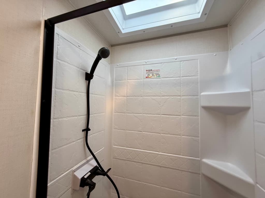 2026 Forest River 2026 Forest River Grand Surveyor - thumbnail 32