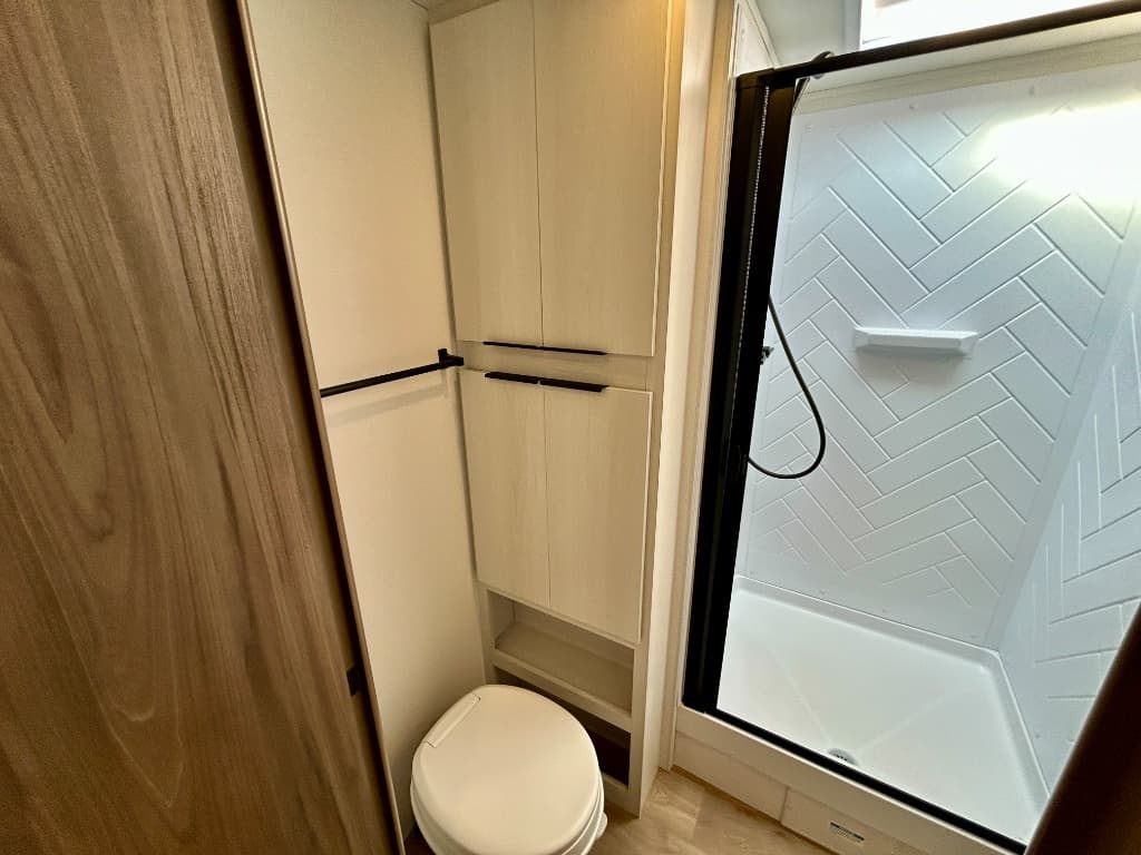 2026 Winnebago 2026 Winnebago Access - thumbnail 28