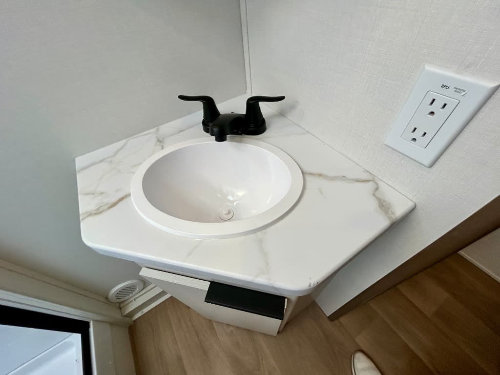 2026 Winnebago 2026 Winnebago Access - thumbnail 30