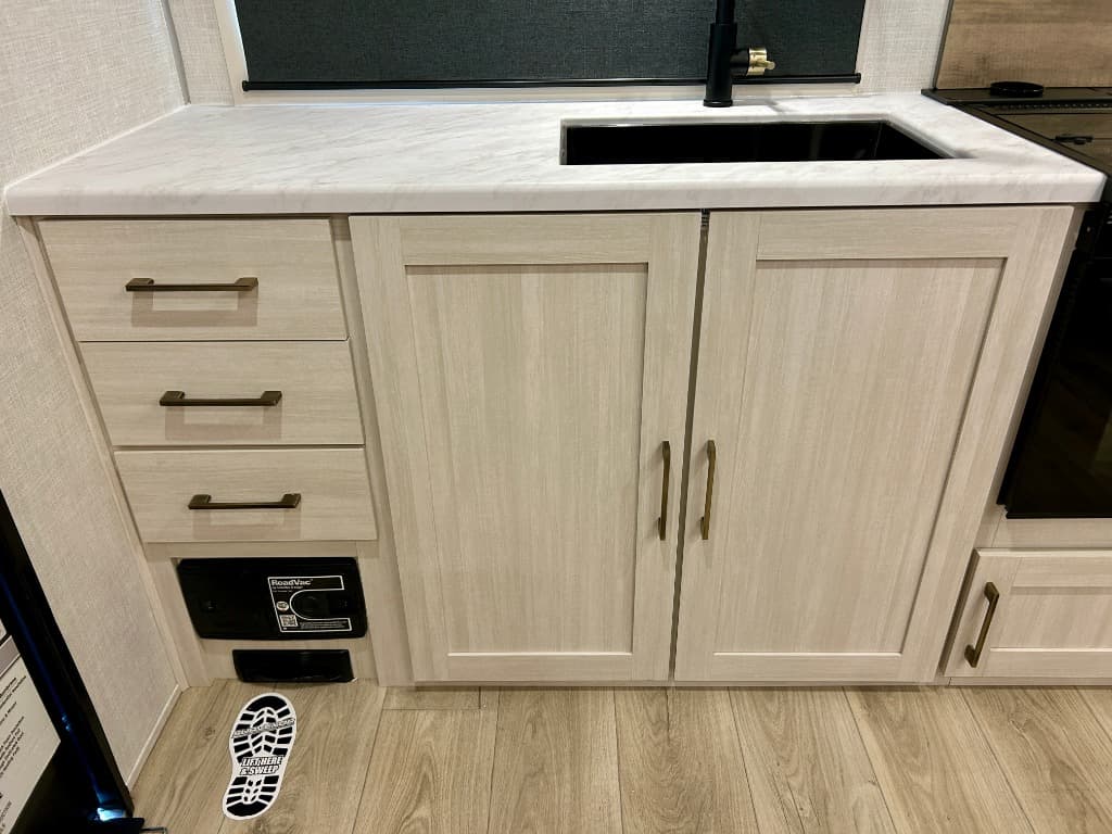 2025 Forest River 2025 Forest River Surveyor Legend - thumbnail 7