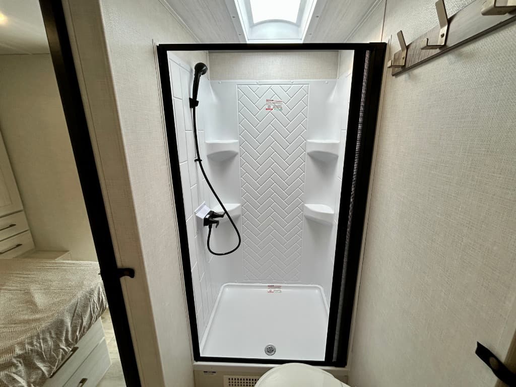 2025 Forest River 2025 Forest River Surveyor Legend - thumbnail 23