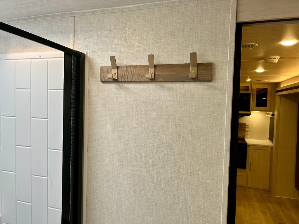 2025 Forest River 2025 Forest River Surveyor Legend - thumbnail 25