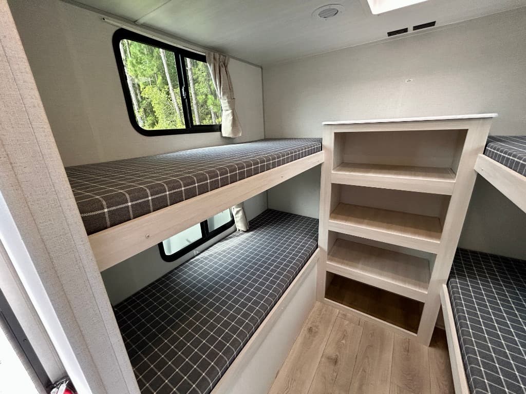 2026 Forest River 2026 Forest River Surveyor Camp Series - thumbnail 21