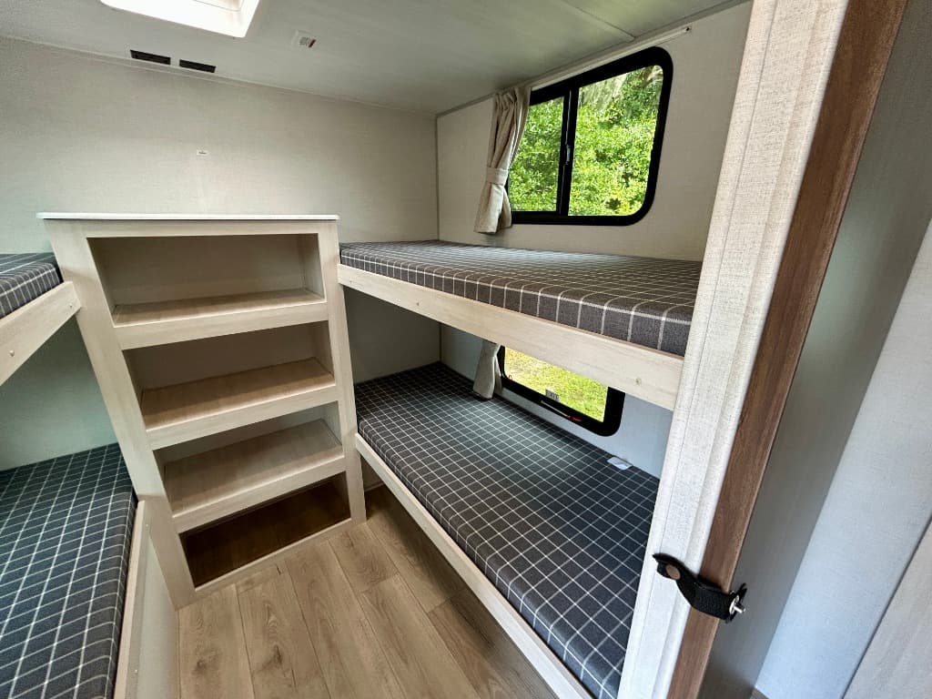 2026 Forest River 2026 Forest River Surveyor Camp Series - thumbnail 22