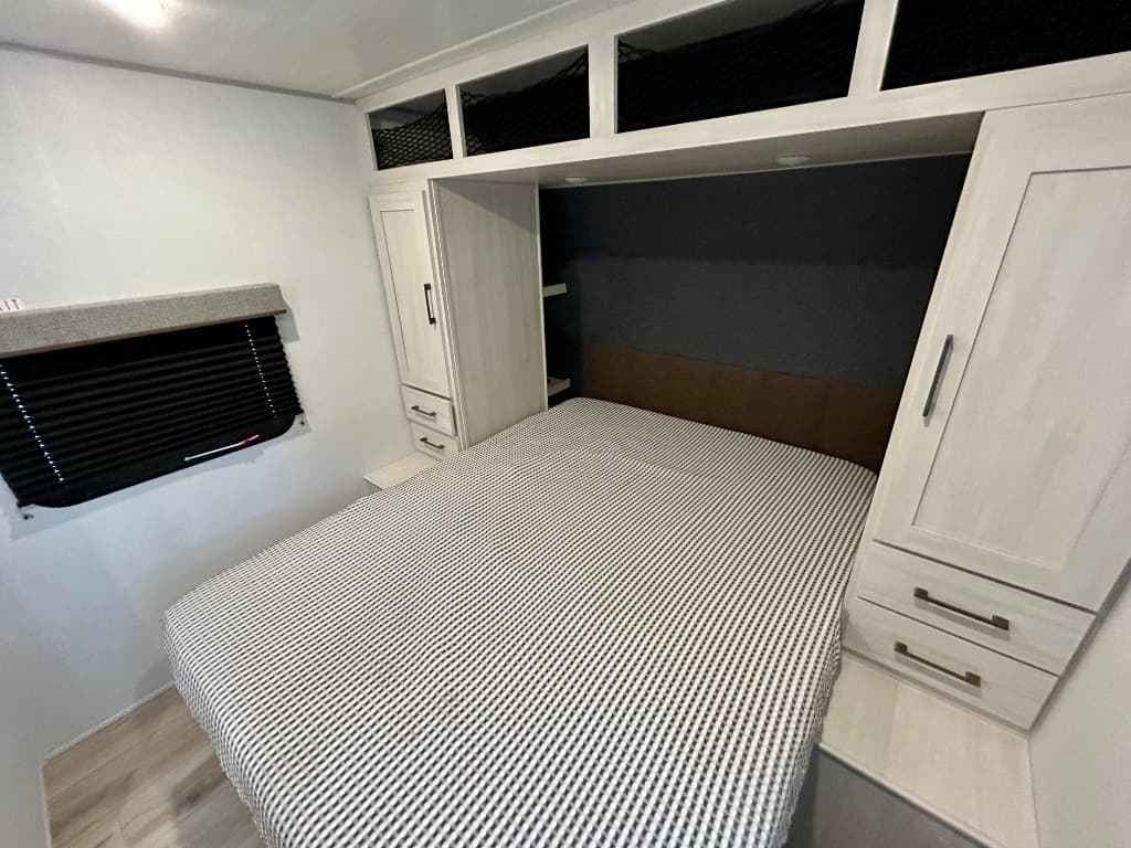 2026 Forest River 2026 Forest River Surveyor Camp Series - thumbnail 25