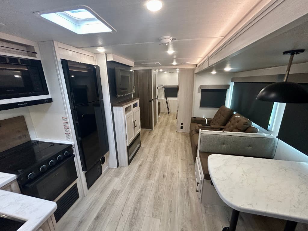 2026 Forest River 2026 Forest River Surveyor Legend - thumbnail 5