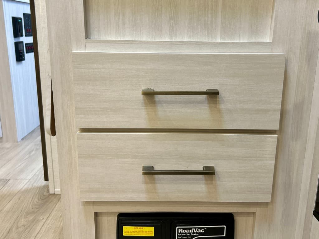 2026 Forest River 2026 Forest River Surveyor Legend - thumbnail 16