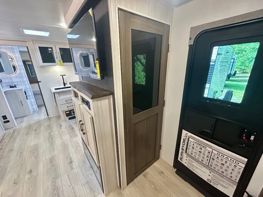 2026 Forest River 2026 Forest River Surveyor Legend - thumbnail 18