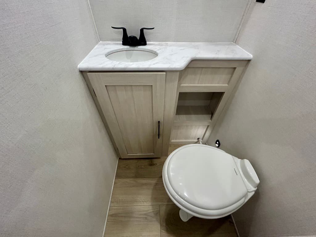 2026 Forest River 2026 Forest River Surveyor Legend - thumbnail 26