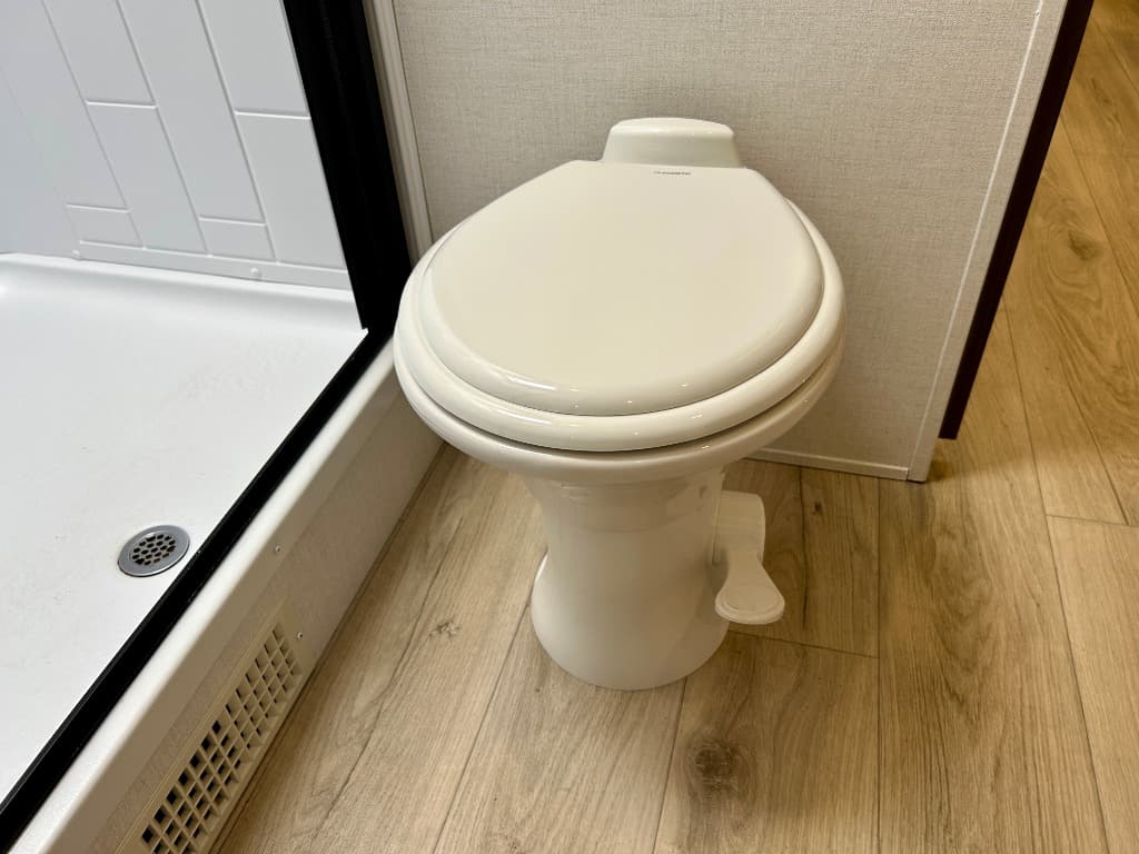 2026 Forest River 2026 Forest River Surveyor Legend - thumbnail 35