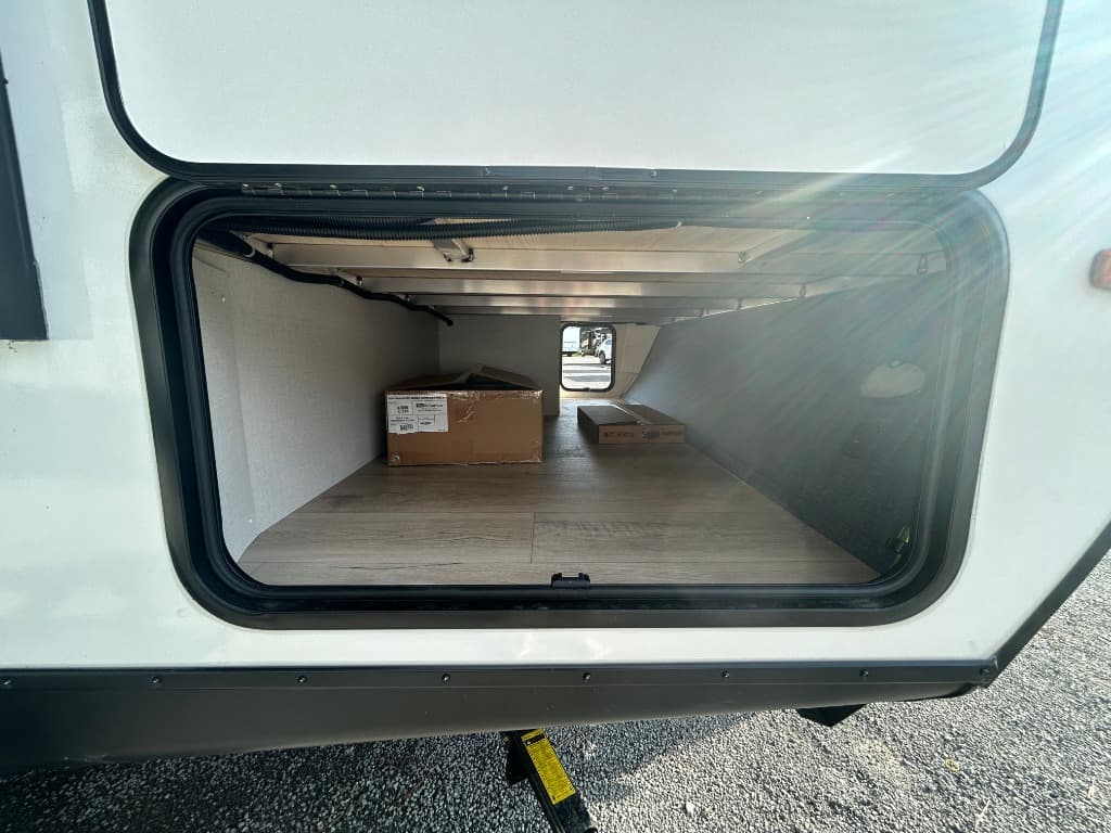 2026 Forest River 2026 Forest River Surveyor Legend - thumbnail 42