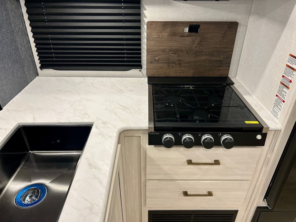 2026 Forest River 2026 Forest River Surveyor Camp Series - thumbnail 16