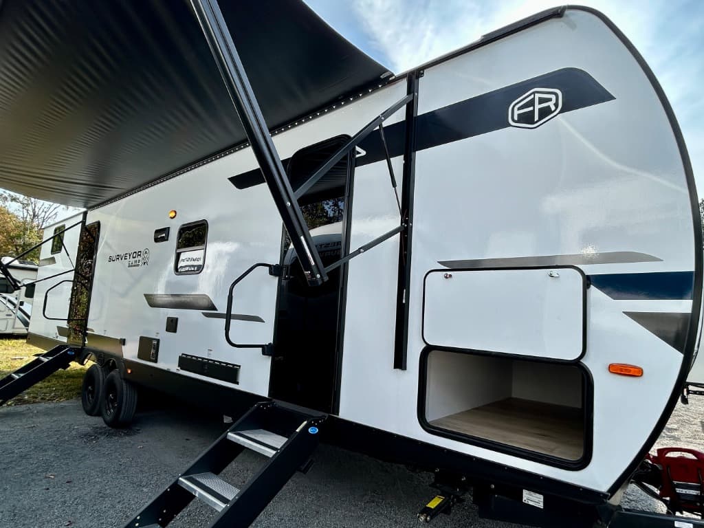 2026 Forest River Surveyor Camp Series 32CAMP