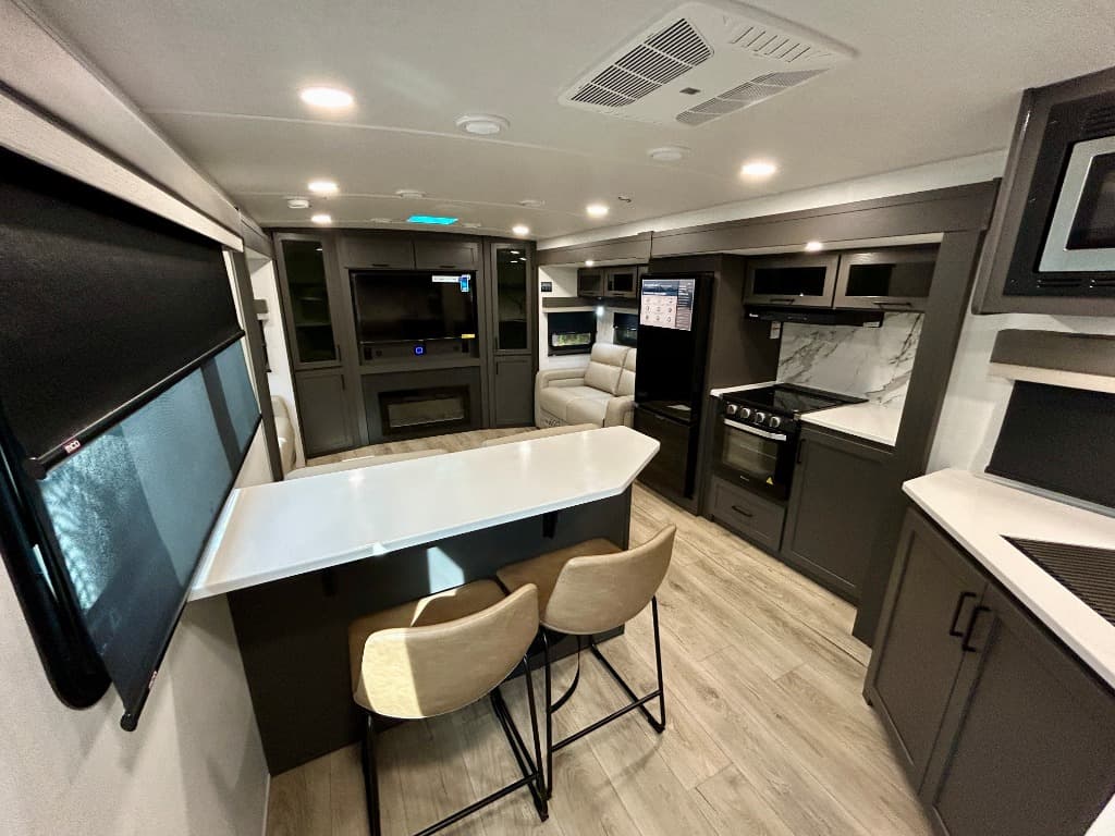 2026 Forest River 2026 Forest River Flagstaff Super Lite Platinum - thumbnail 3