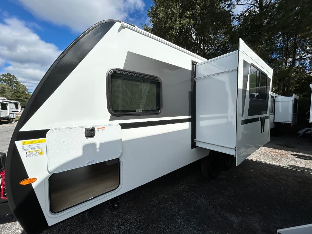 2026 Winnebago 2026 Winnebago Micro Minnie - thumbnail 32