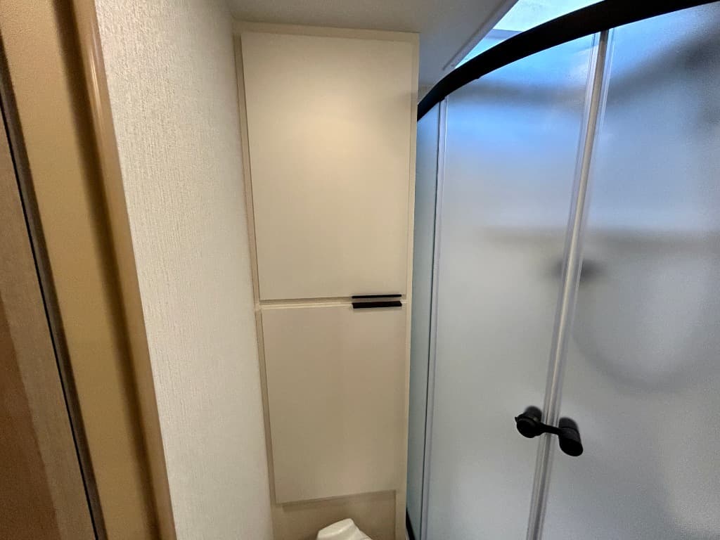 2026 Winnebago 2026 Winnebago Thrive - thumbnail 25