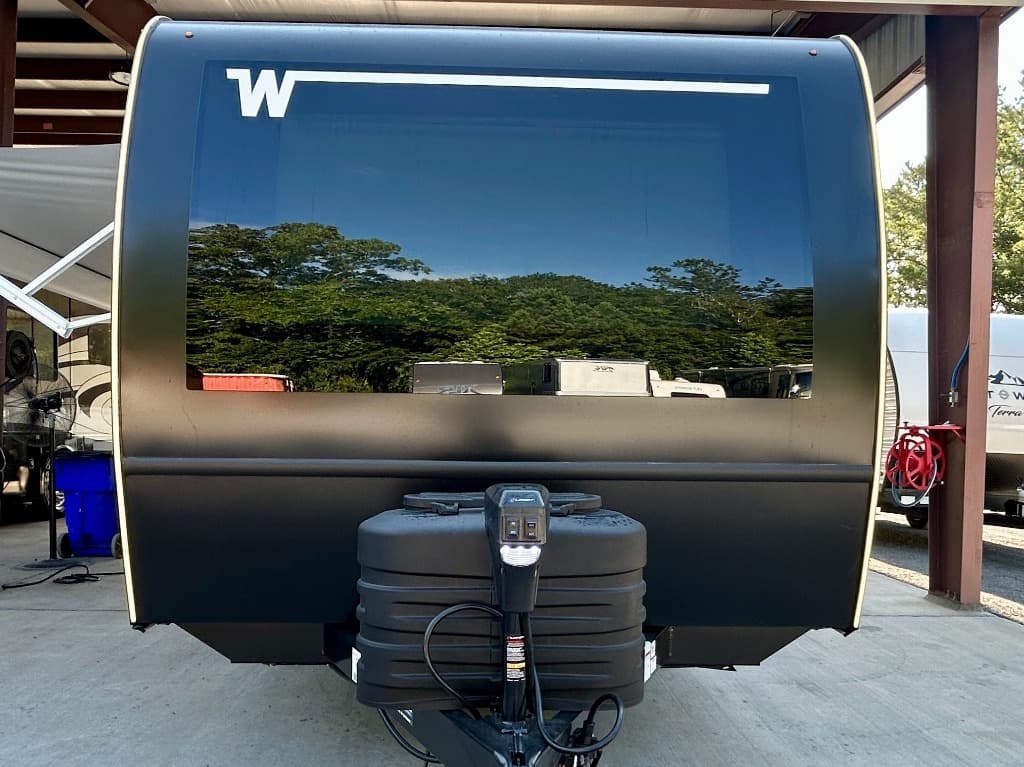 2026 Winnebago 2026 Winnebago Thrive - thumbnail 32
