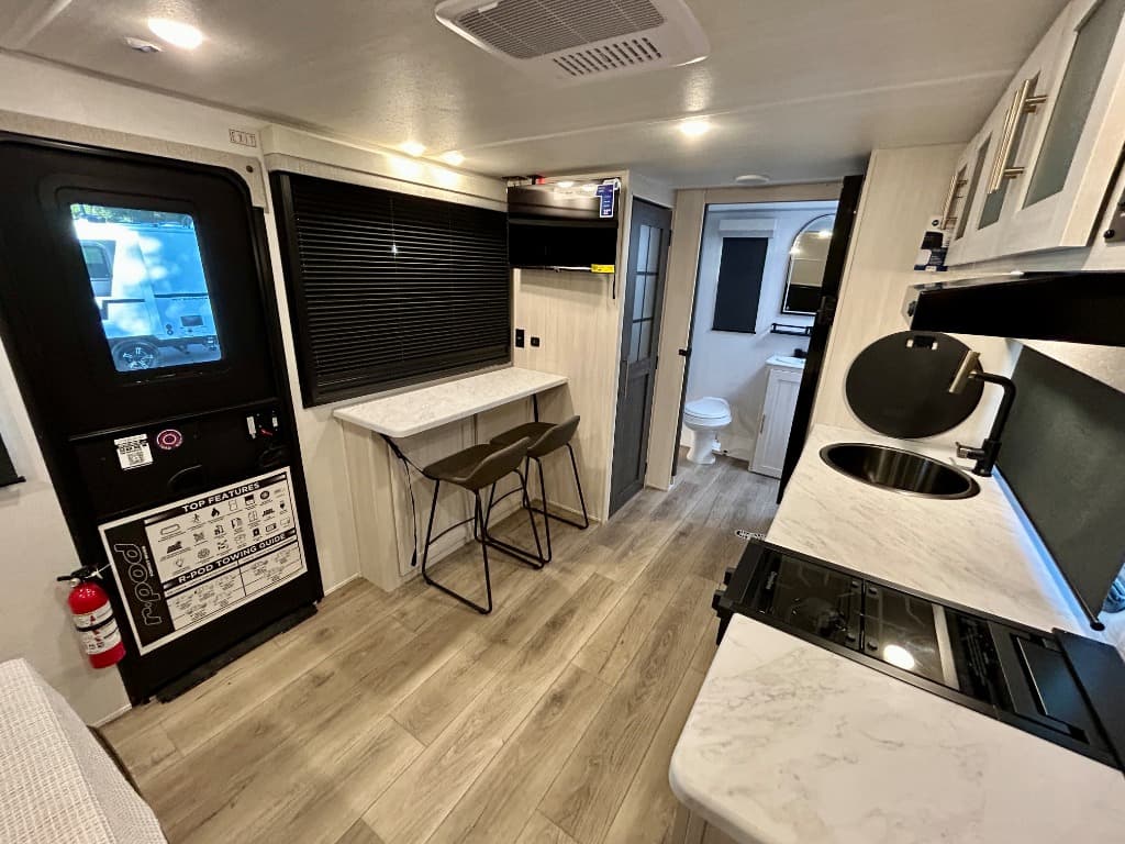 2026 Forest River 2026 Forest River R-Pod - thumbnail 4