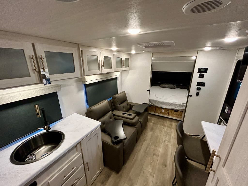 2026 Forest River 2026 Forest River R-Pod - thumbnail 4