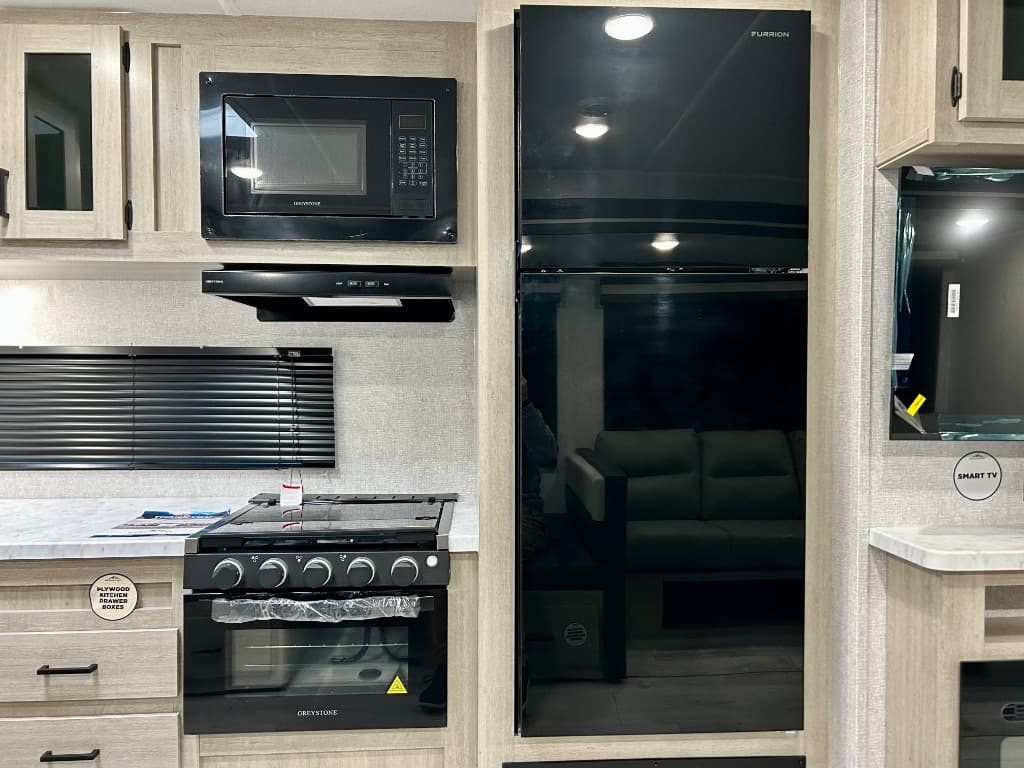 2026 East To West 2026 East To West Della Terra - thumbnail 12