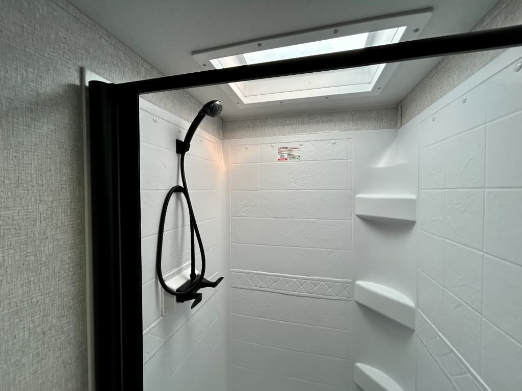 2026 East To West 2026 East To West Della Terra - thumbnail 36