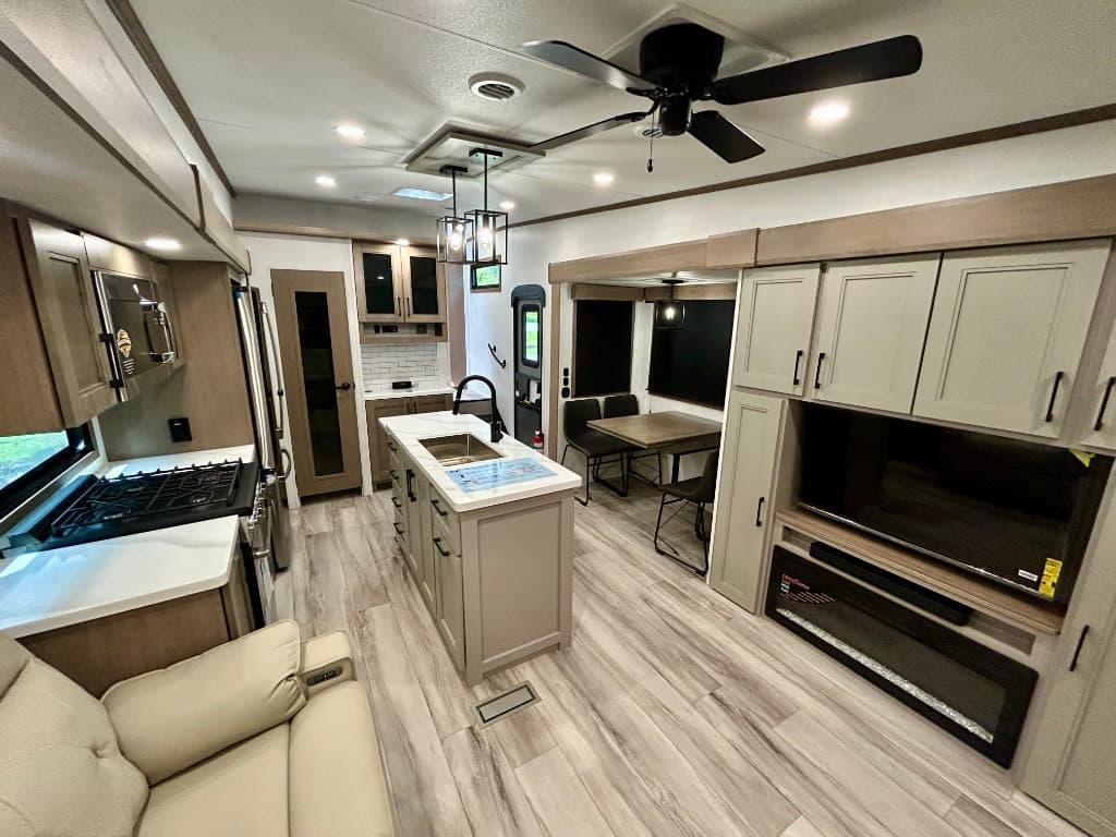 2026 KZ RV 2026 KZ RV Durango - thumbnail 6