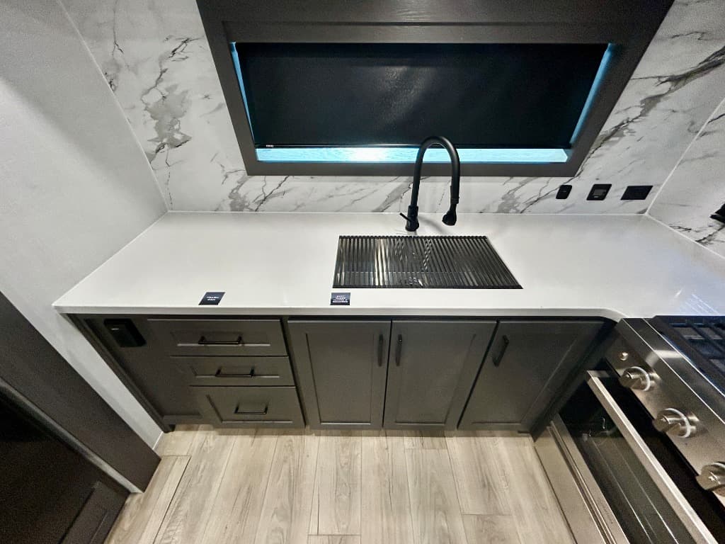 2026 Forest River 2026 Forest River Flagstaff Classic - thumbnail 10