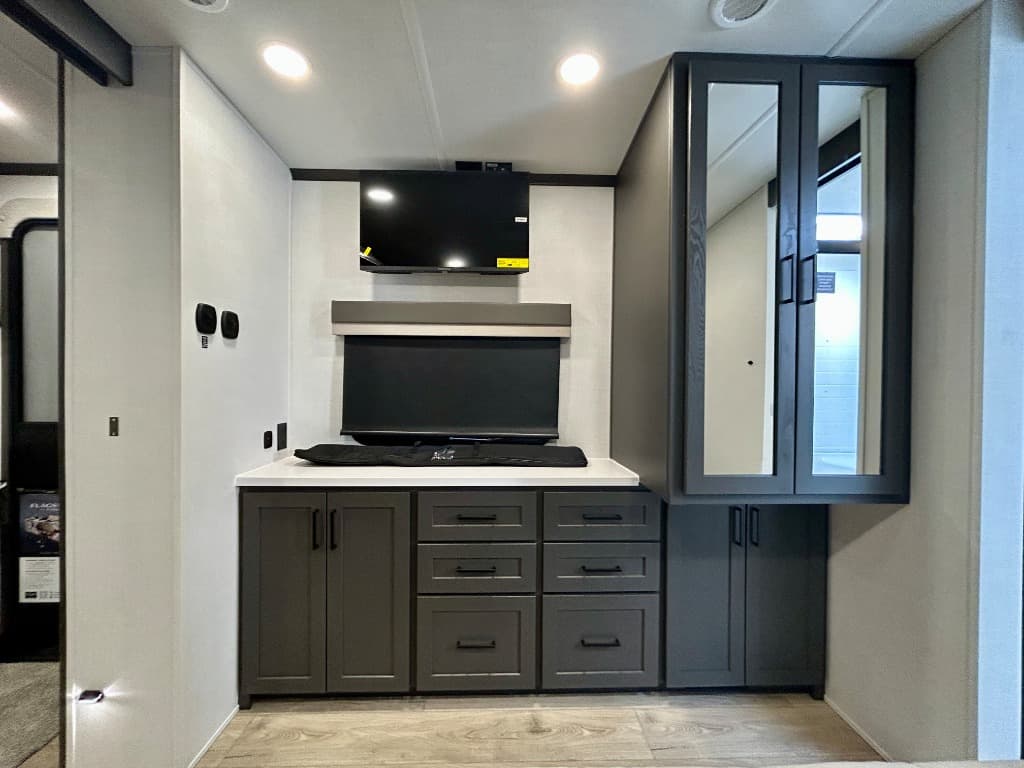 2026 Forest River 2026 Forest River Flagstaff Classic - thumbnail 22