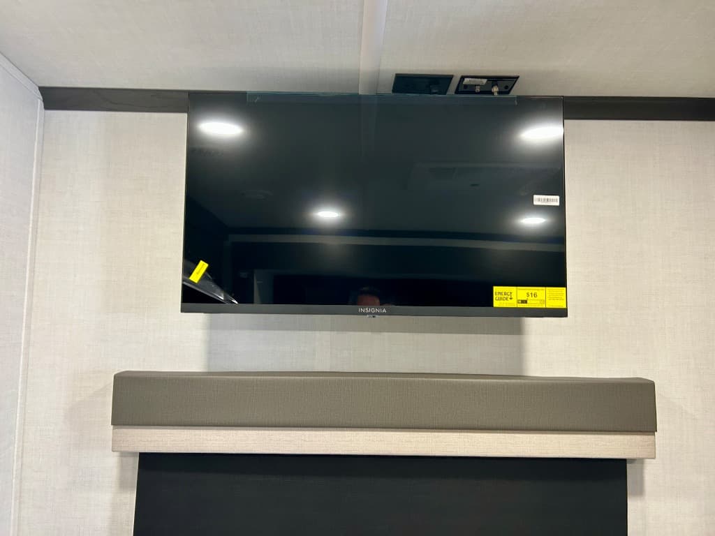 2026 Forest River 2026 Forest River Flagstaff Classic - thumbnail 24