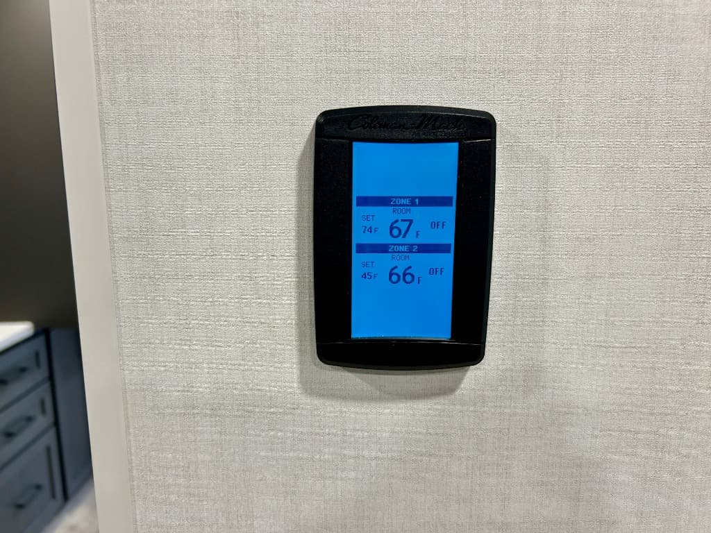 2026 Forest River 2026 Forest River Flagstaff Classic - thumbnail 35