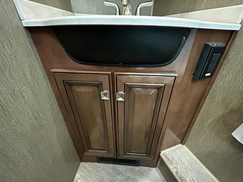 2021 Fleetwood 2021 Fleetwood Fortis - thumbnail 28