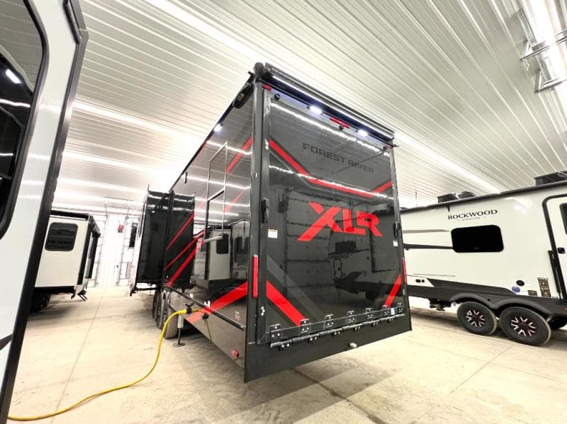 2026 Forest River 2026 Forest River Xlr Nitro Toy Hauler - thumbnail 6